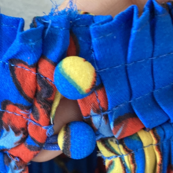 Designer Sample Pleated Floral Chiffon Blouse - UK Size 8/10 -Unique and Elegant - Picture 5 of 13